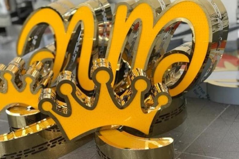 �stanbul Kutu Harf